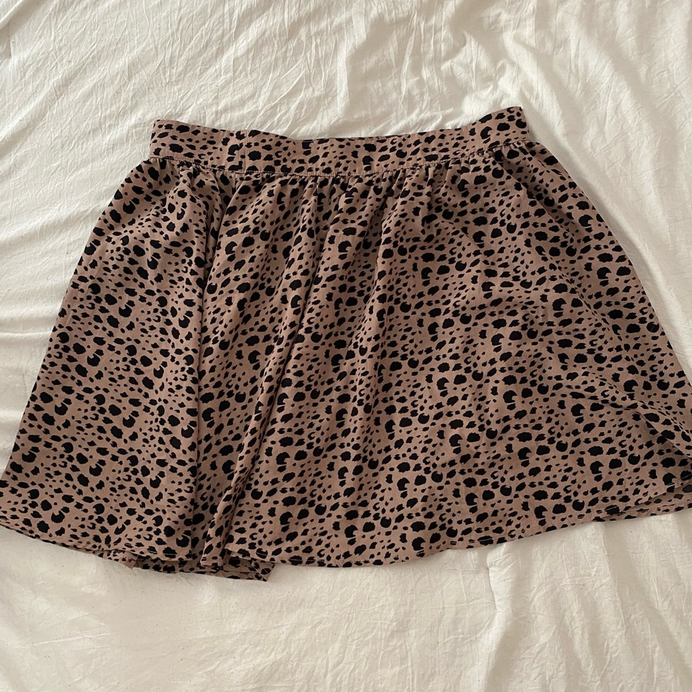 FRANCESCA’S Patterned Skirt